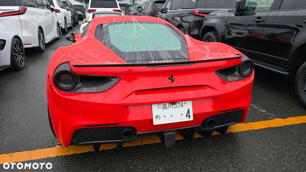 Ferrari 488 - 6