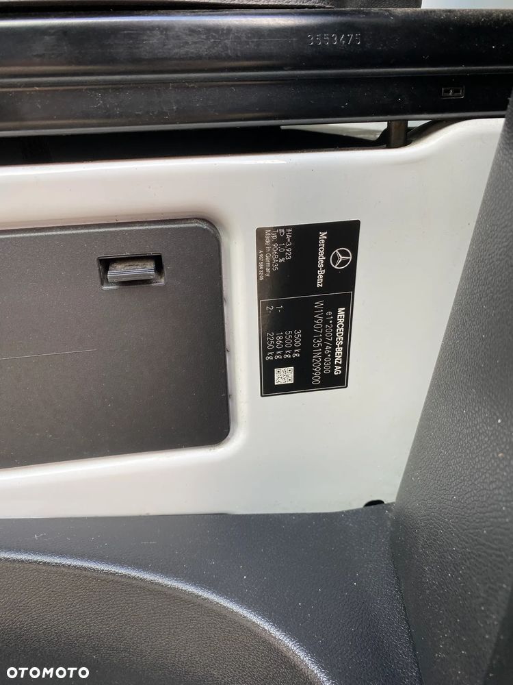 Mercedes-Benz Sprinter 317 CDI - 12