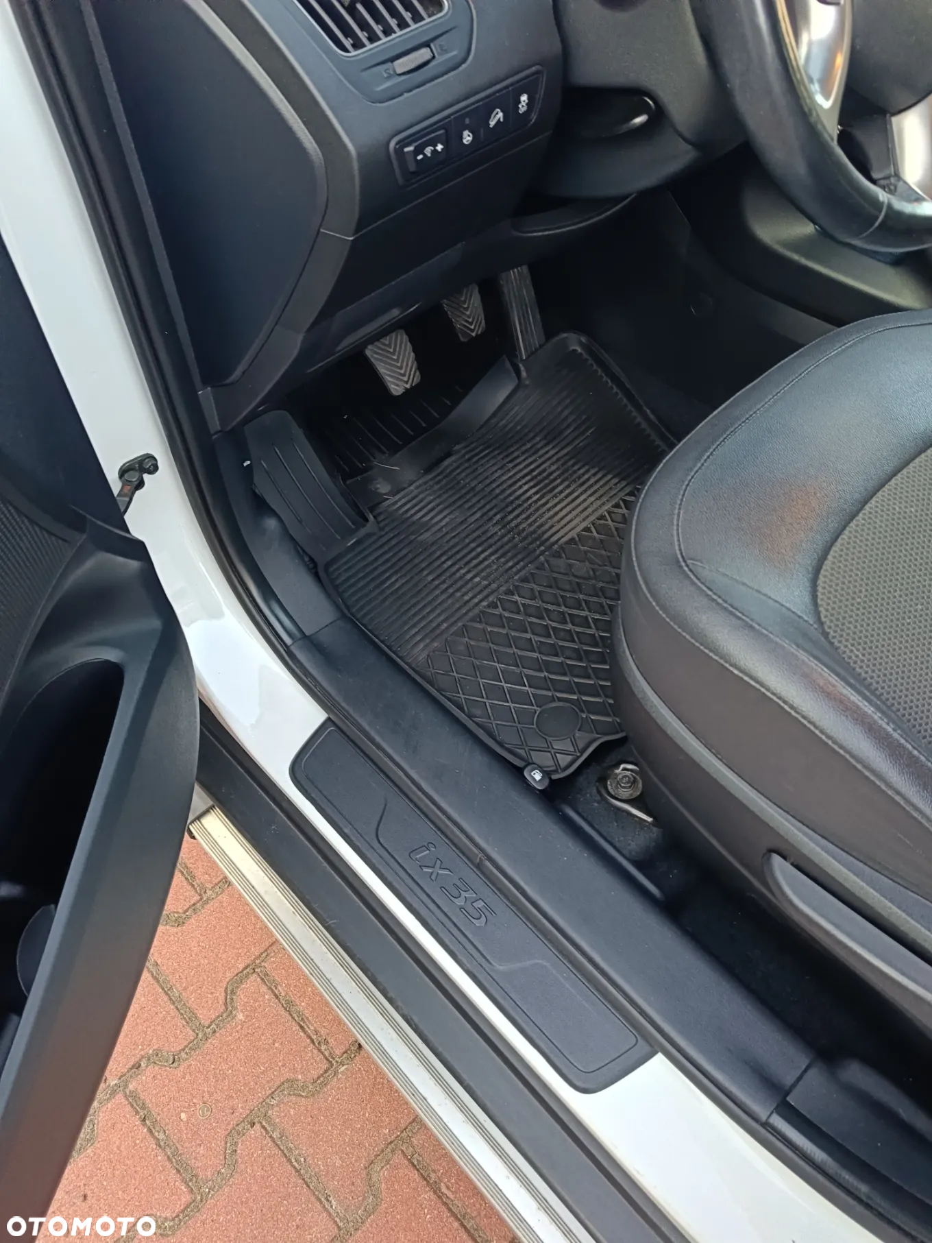 Hyundai ix35 1.6 GDI Premium 2WD - 17