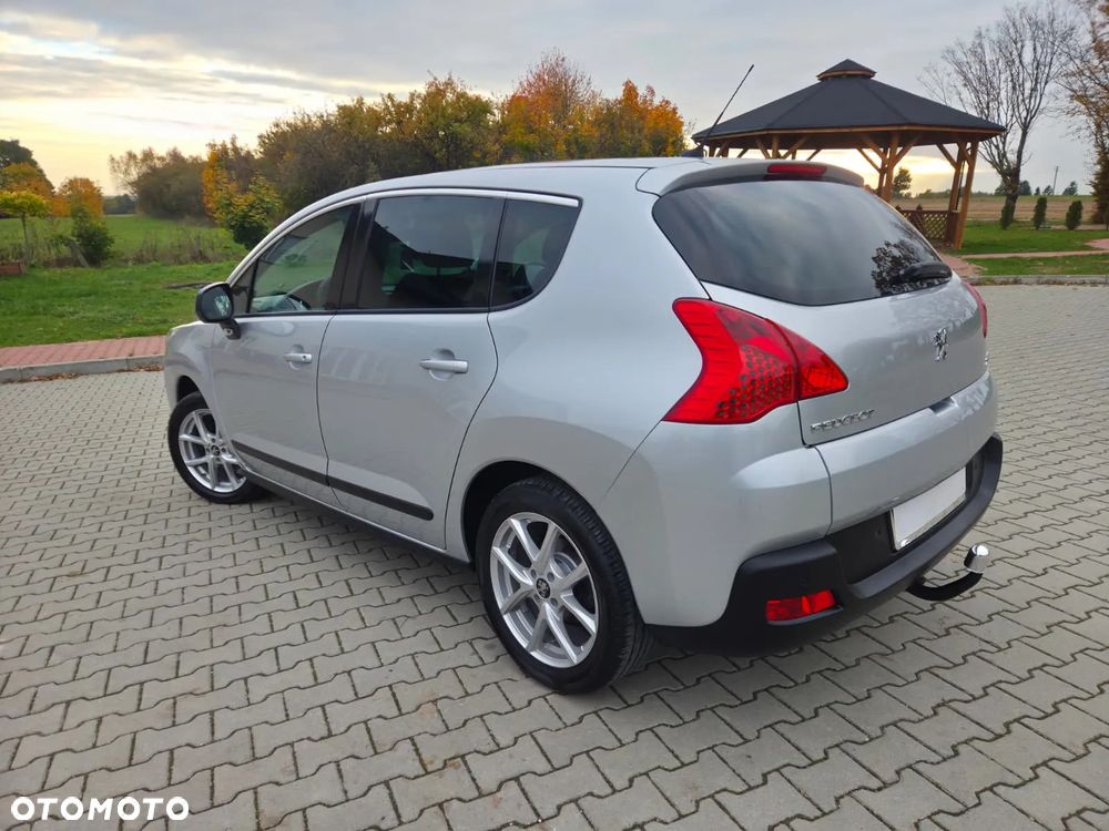 Peugeot 3008 1.6 HDi Premium - 9