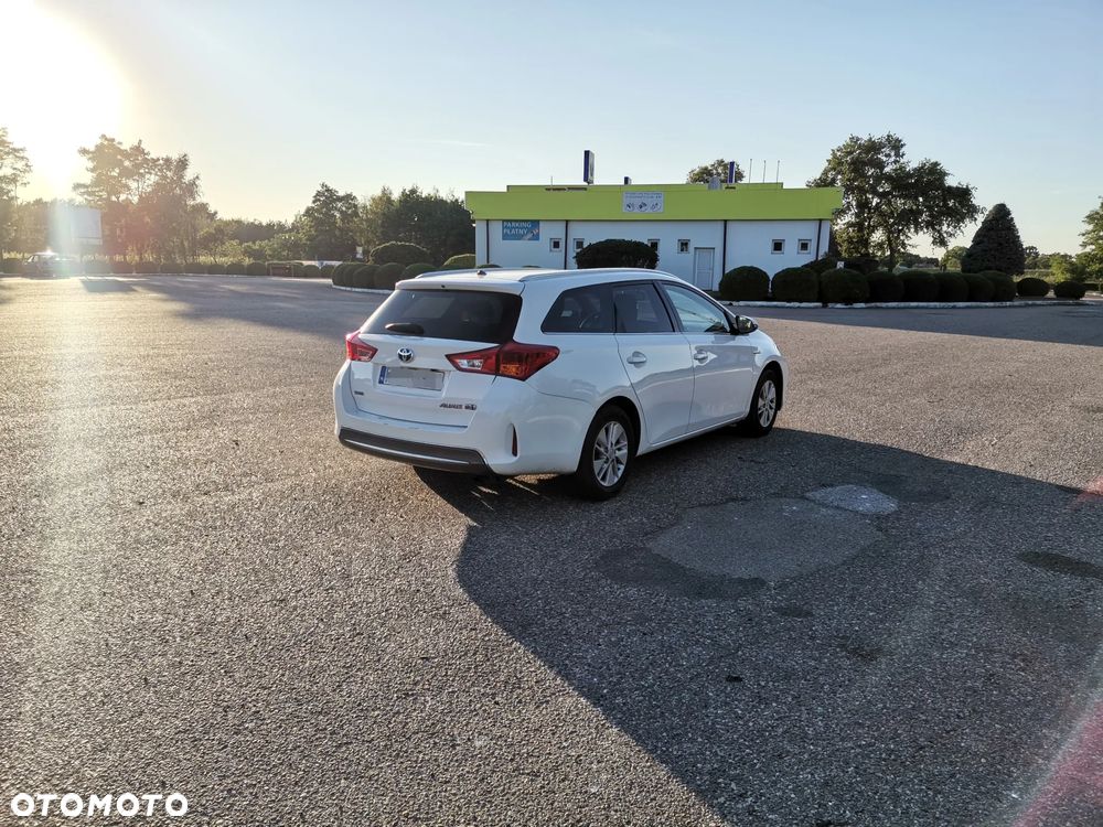 Toyota Auris - 15