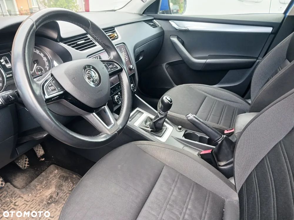 Skoda Octavia 1.6 TDI SCR Clever - 3
