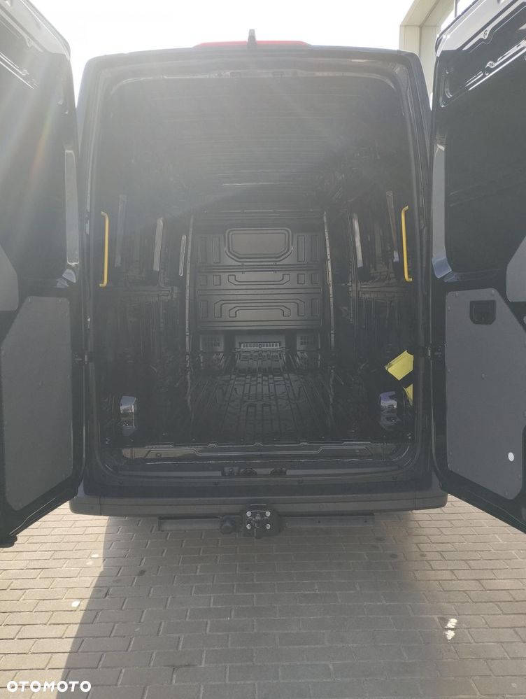 Volkswagen Crafter - 10