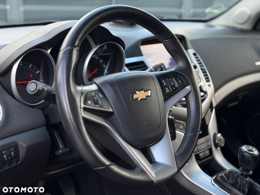 Chevrolet Cruze 1.4 T LT+ - 11