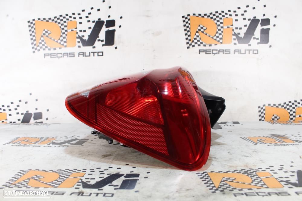 Farolim Direito Bmw 1 (F20)  Farolim Direito / Passageiro Bmw Serie 1 - 2