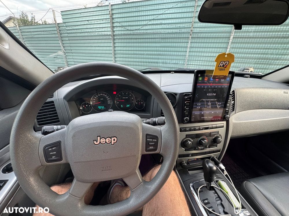 Jeep Grand Cherokee - 6