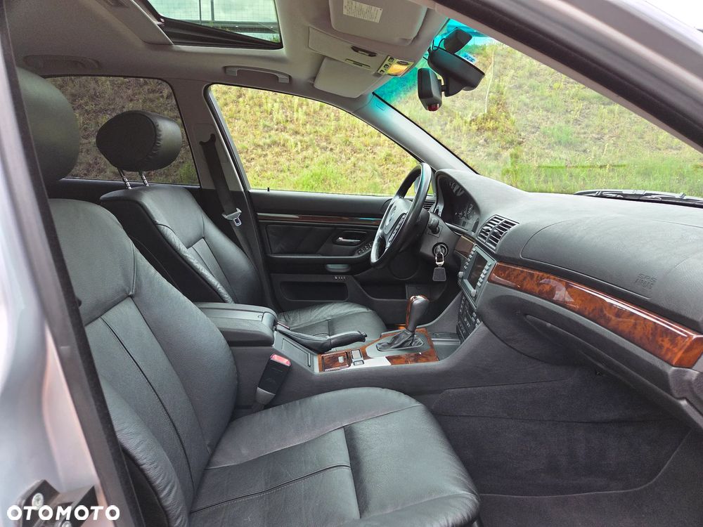 BMW Seria 5 - 26
