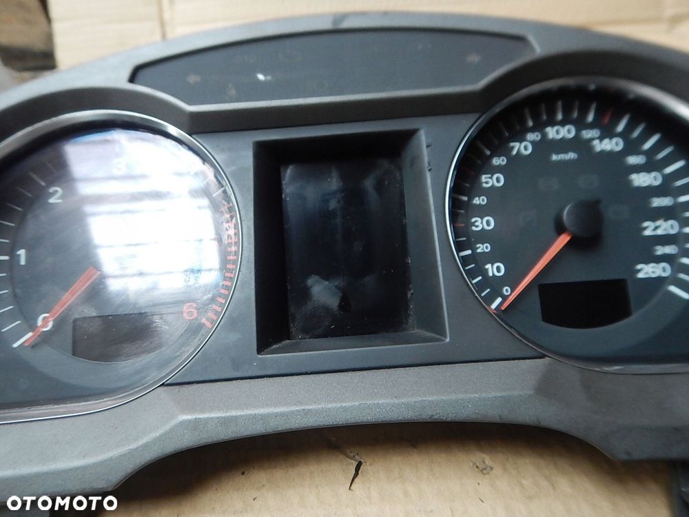 licznik zegary audi a6 c6 3.0 tdi 4f0920900l europa - 3