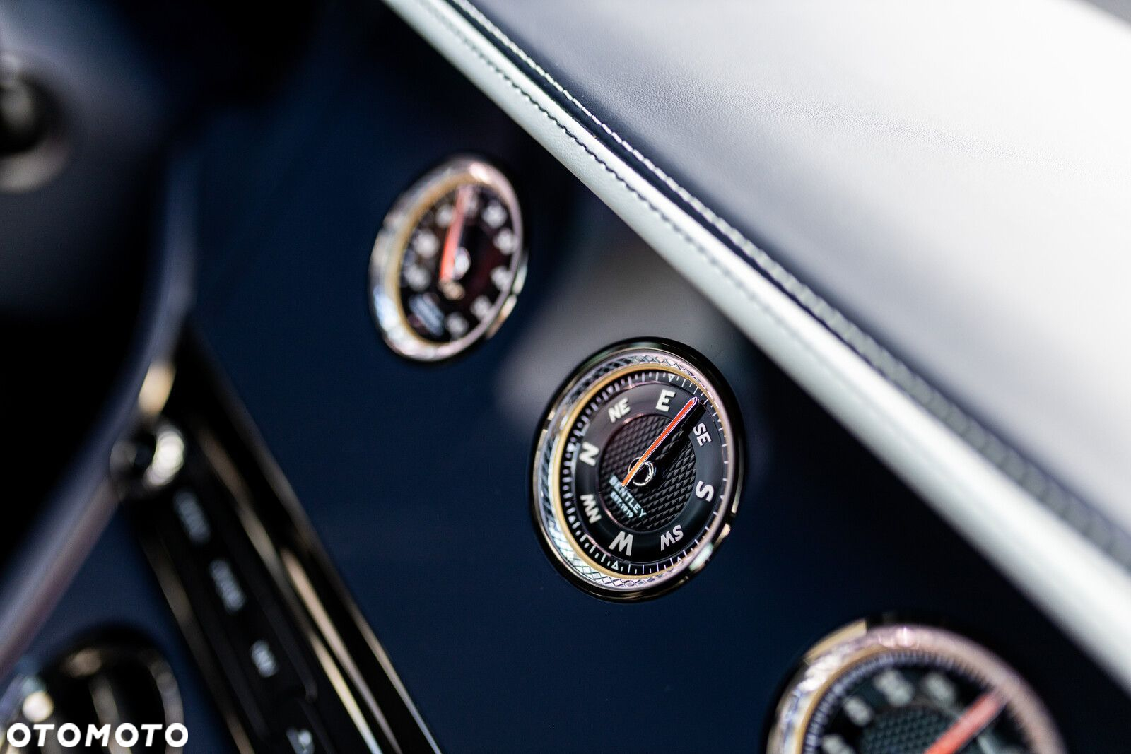 Bentley Continental GT - 17