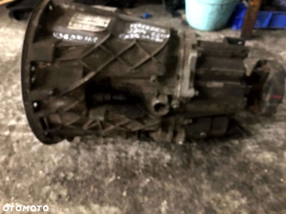Manualna skrzynia biegów Mercedes W212 / W204 2.2 CDI – 2122607900 - 6