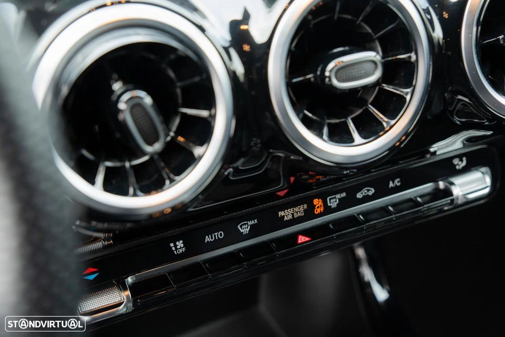 Mercedes-Benz CLA 180 - 24