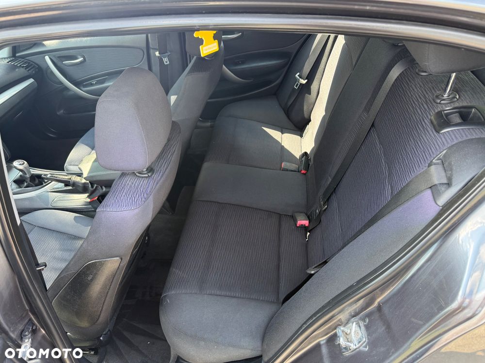 BMW Seria 1 - 10