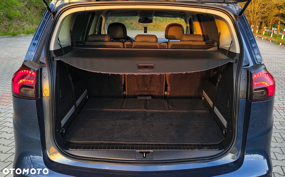 Opel Zafira - 16