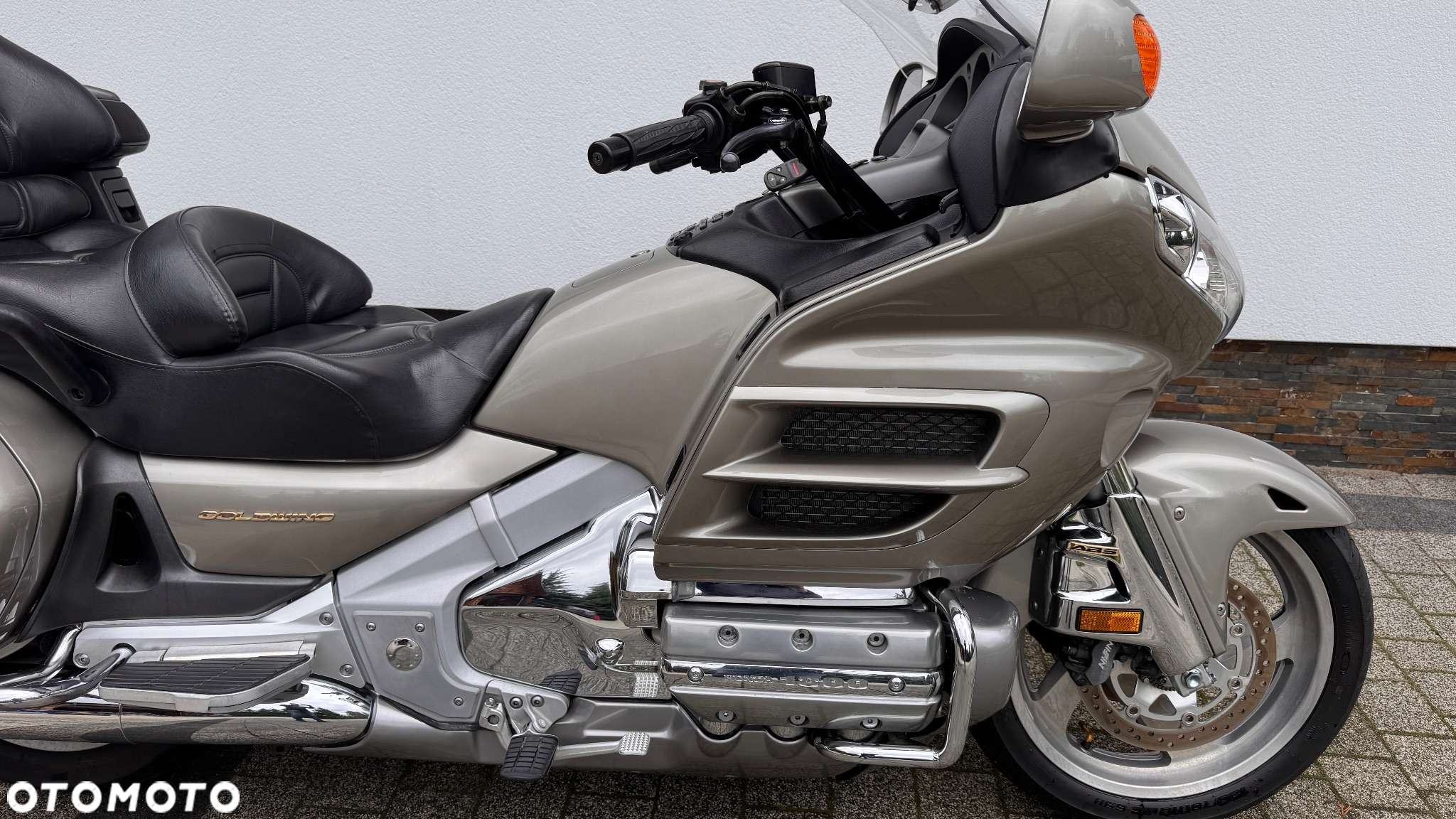 Honda GL - 14