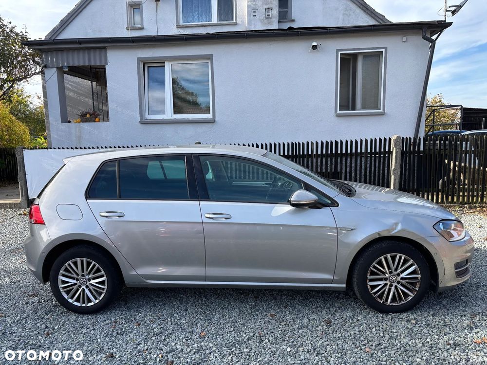 Volkswagen Golf 1.2 TSI BlueMotion Technology Cup - 5