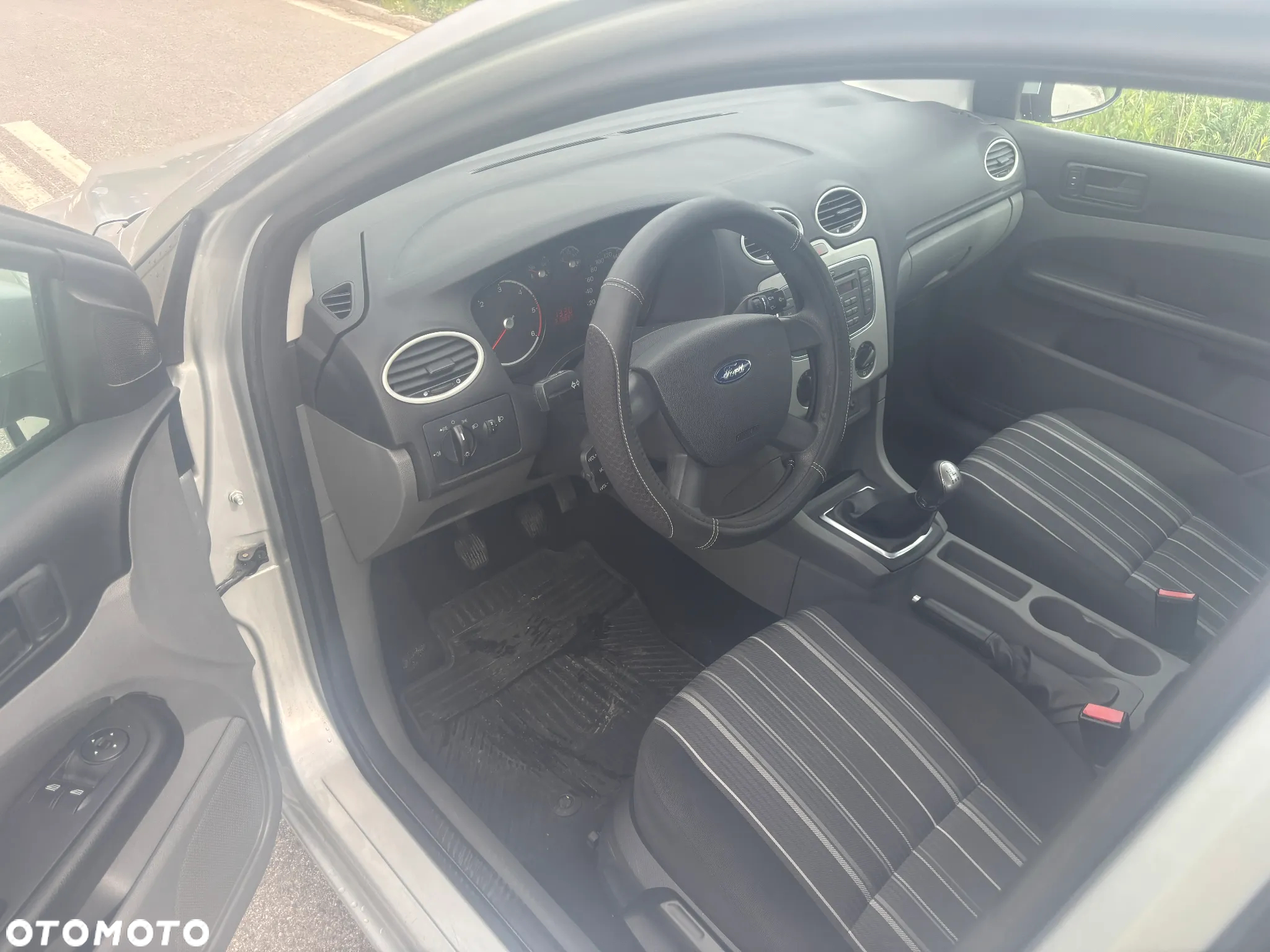 Ford Focus 1.6 TDCi Silver X - 14