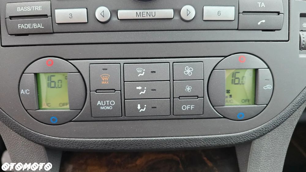Ford Focus C-Max 1.8 Ghia - 18