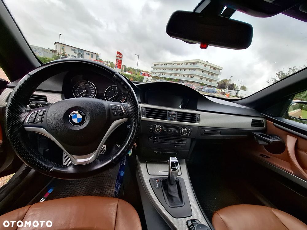 BMW Seria 3 325i Cabrio - 5