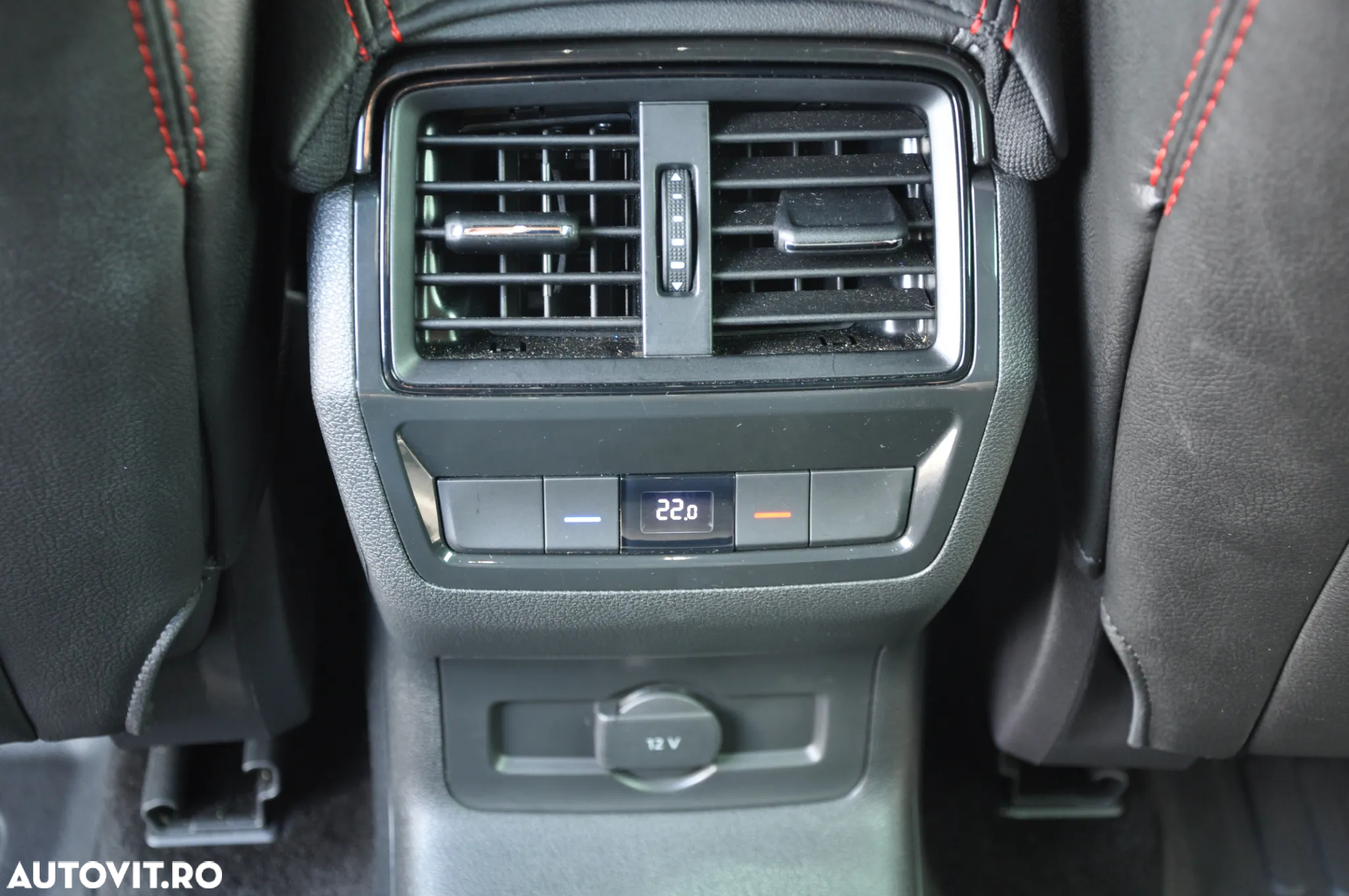 Skoda Kodiaq 2.0 TDI 4X4 DSG Sportline - 33