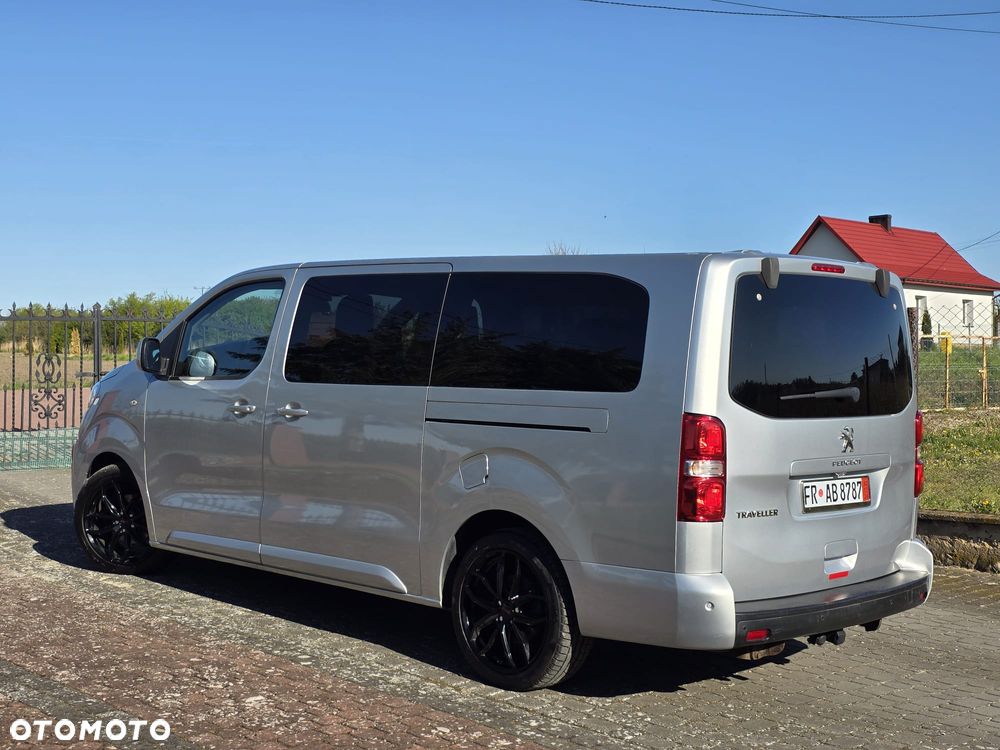 Peugeot Traveller L3 2.0 EAT8 Business VIP - 25