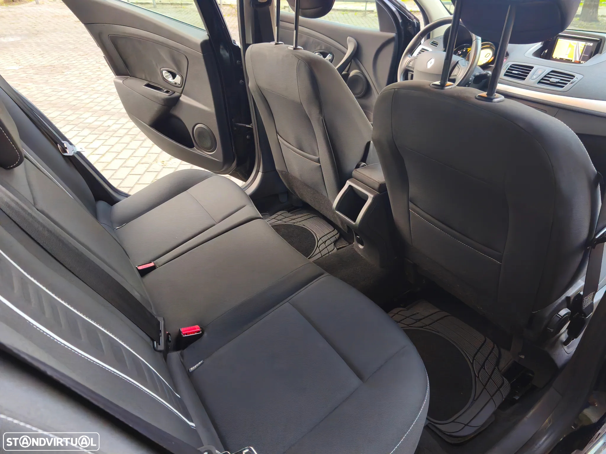 Renault Mégane Sport Tourer 1.5 dCi Dynamique - 24