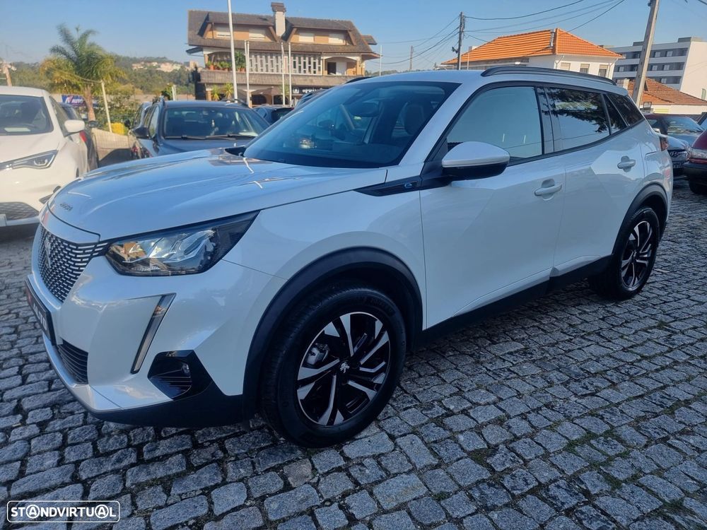 Peugeot e-2008 50 kWh Allure Pack - 1