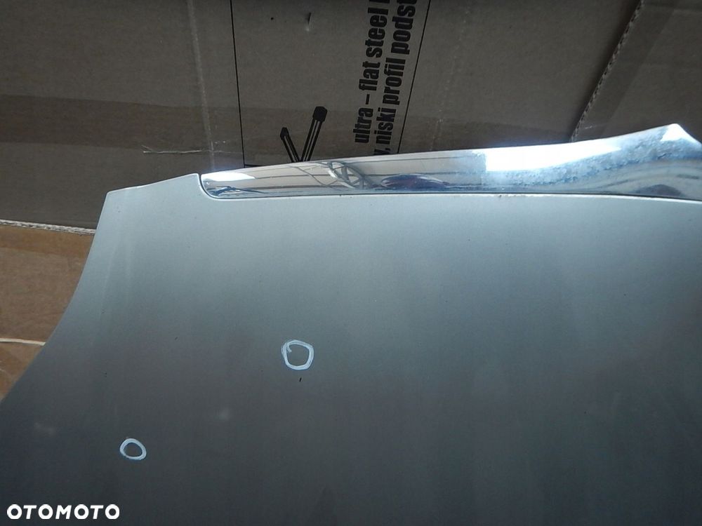 MASKA TOYOTA COROLLA VERSO I - 6