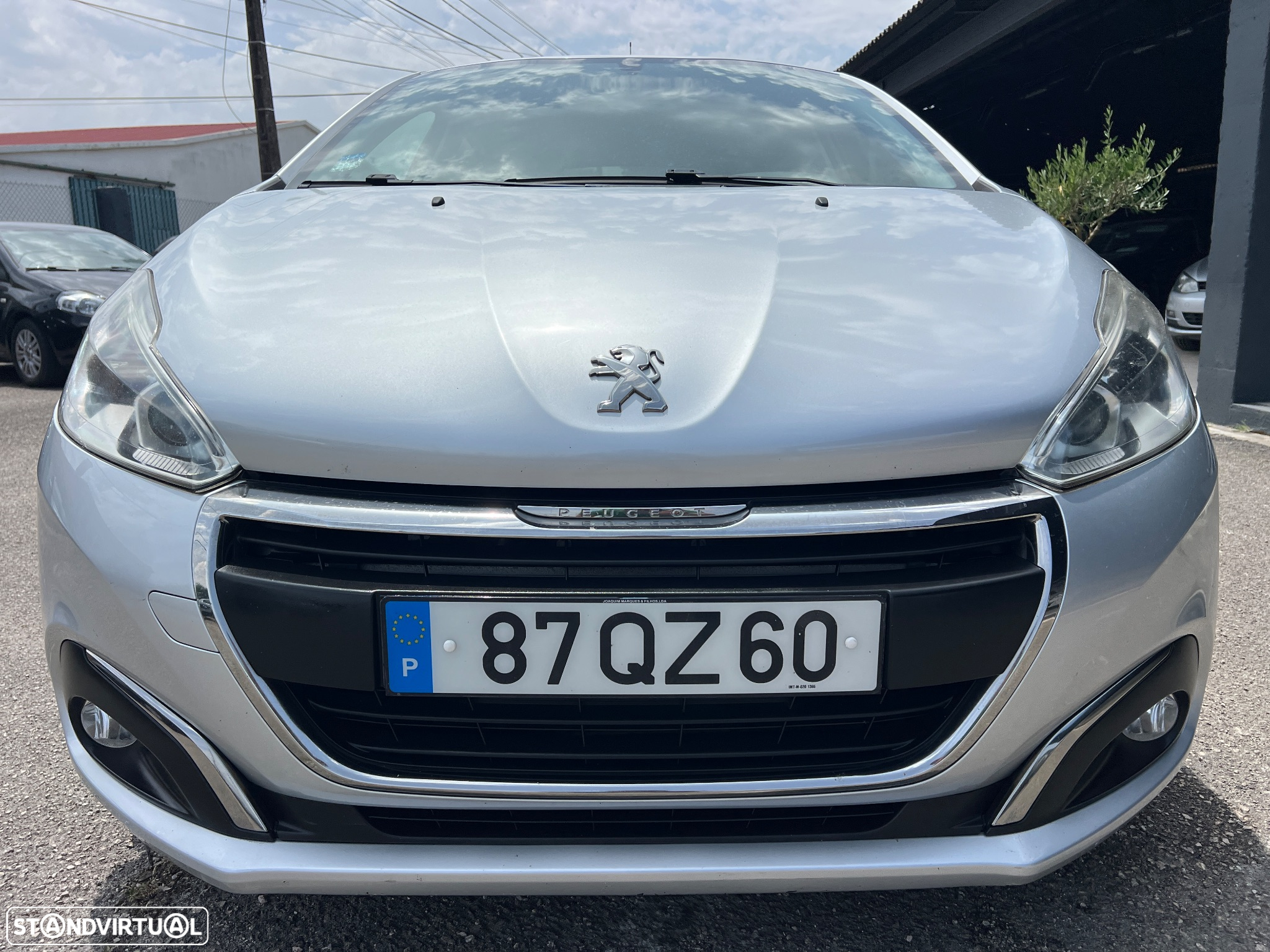 Peugeot 208 1.2 PureTech Allure - 16