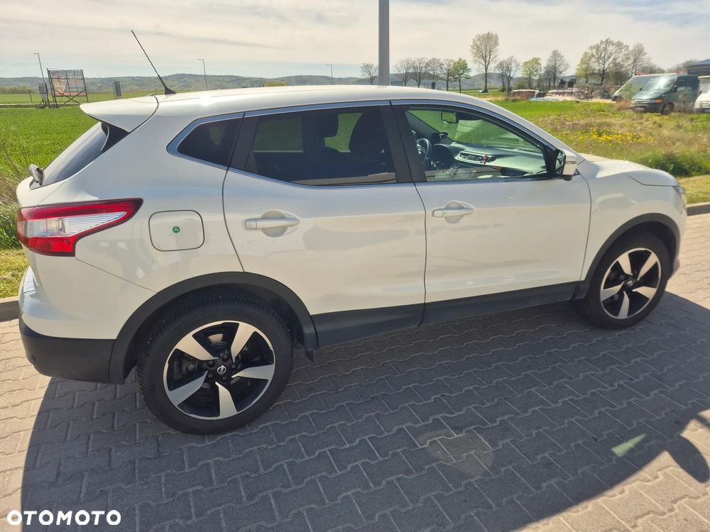 Nissan Qashqai 1.2 DIG-T N-Vision EU6 - 11