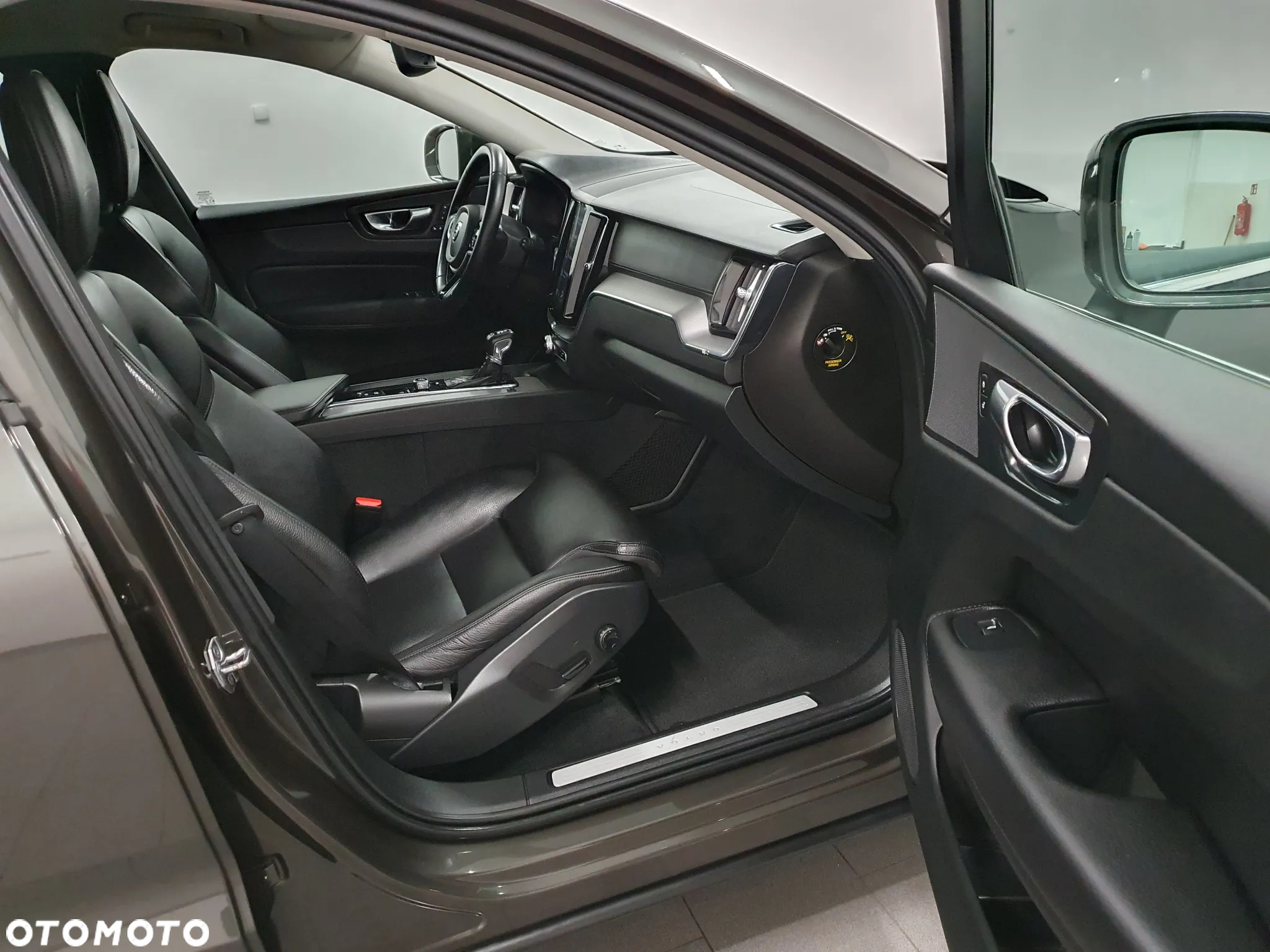 Volvo XC 60 D4 Inscription - 30