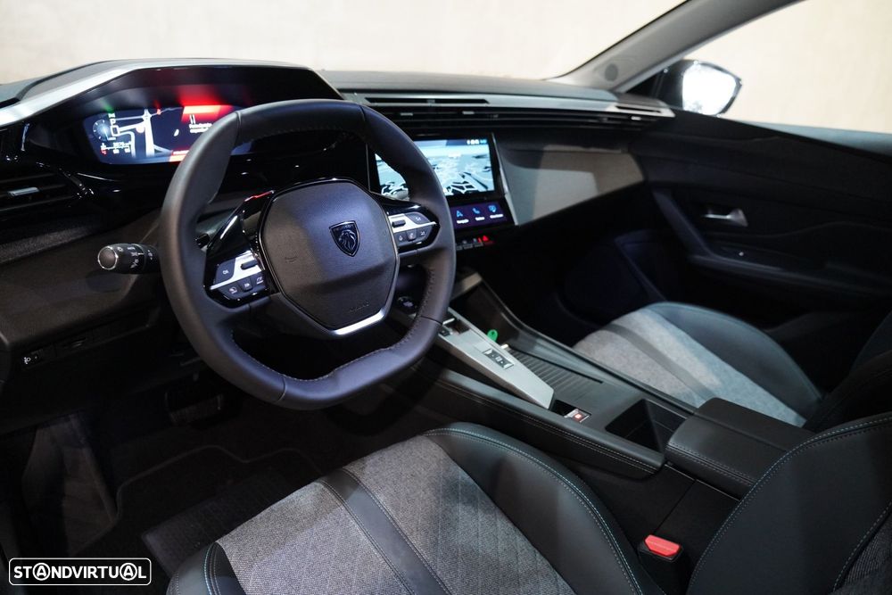 Peugeot 408 1.2 PureTech Allure EAT8 - 7