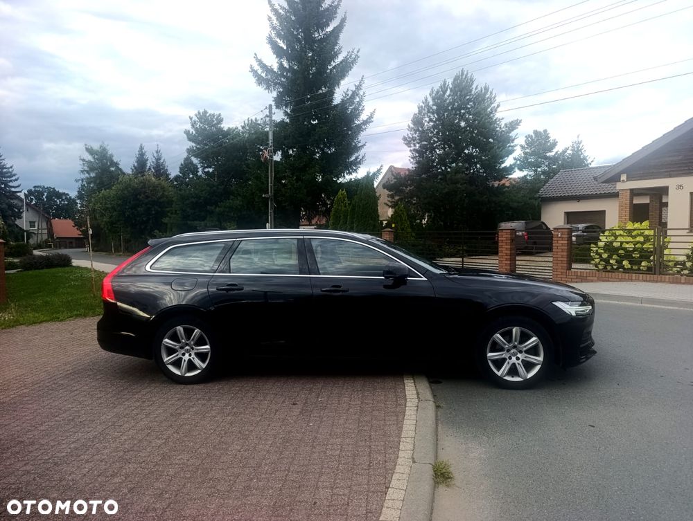Volvo V90 D4 Momentum Pro - 2