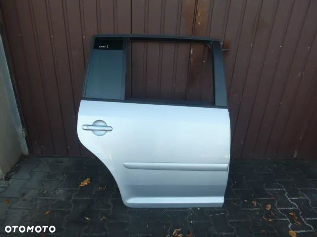 DRZWI PRAWY TYŁ PRAWE TYLNE VOLKSWAGEN TOURAN I KOMPLETNE