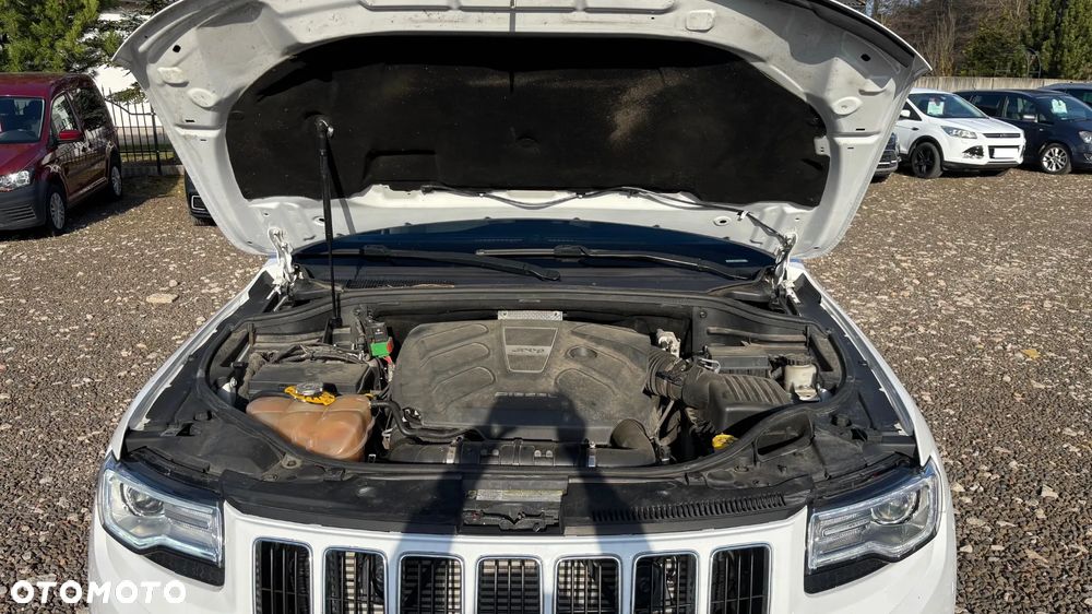 Jeep Grand Cherokee 3.0 CRD Laredo - 27