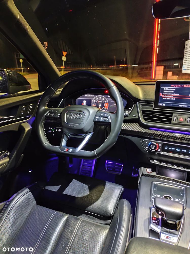 Audi SQ5 - 11