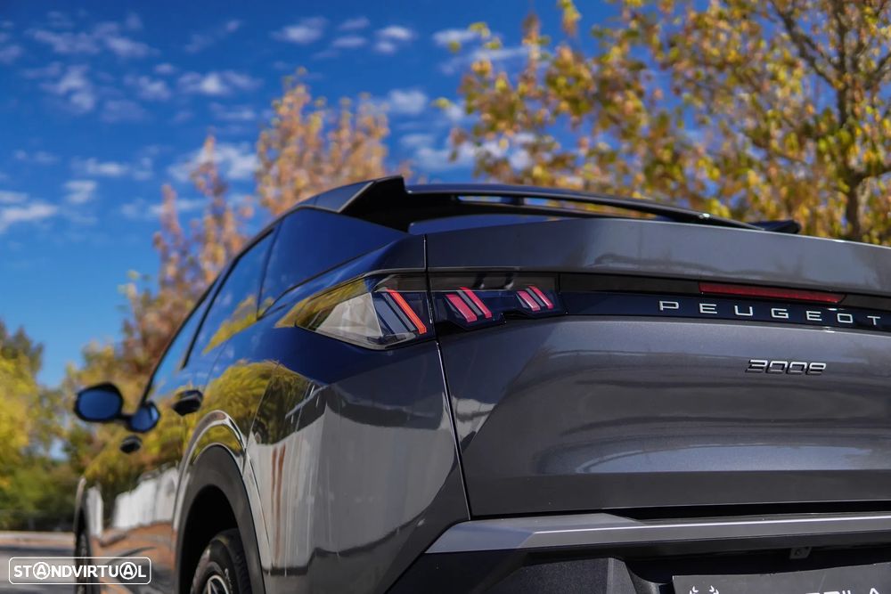 Peugeot 3008 1.2 Hybrid Allure e-DCS6 - 20