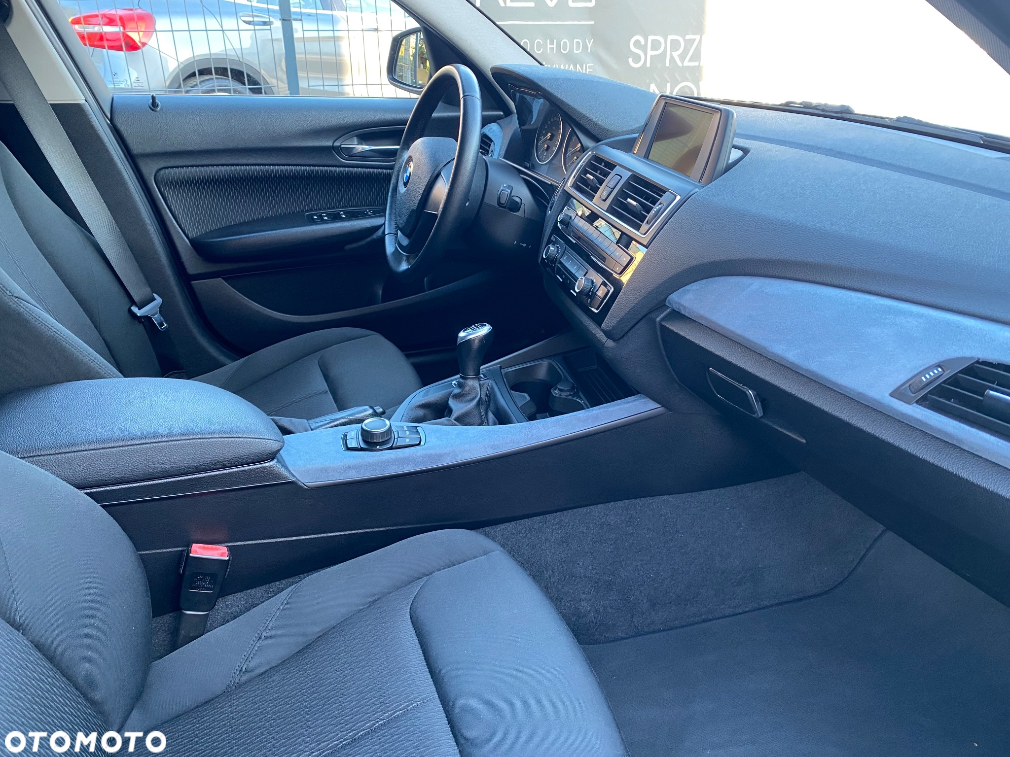 BMW Seria 1 116i Sport Line - 12