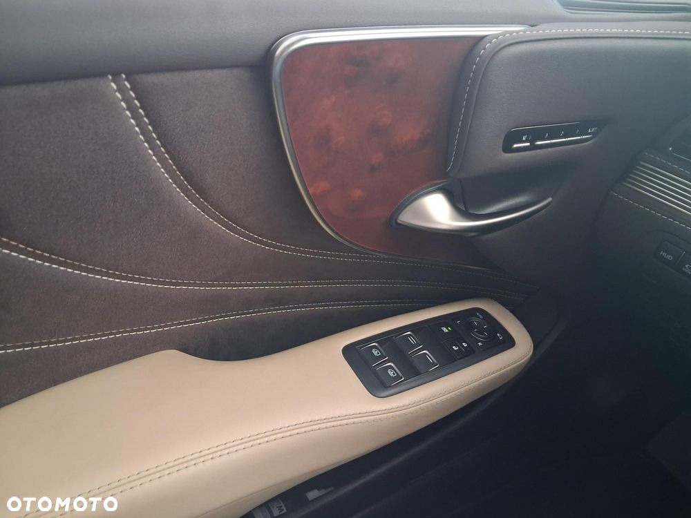 Lexus LS 500 Prestige AWD - 21