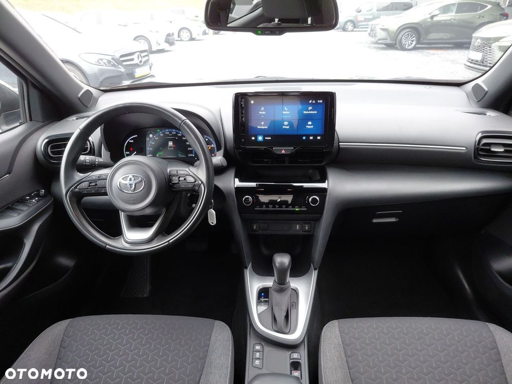 Toyota Yaris Cross - 11