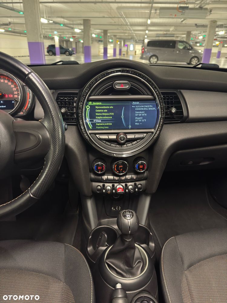 MINI Cooper Sidewalk - 10