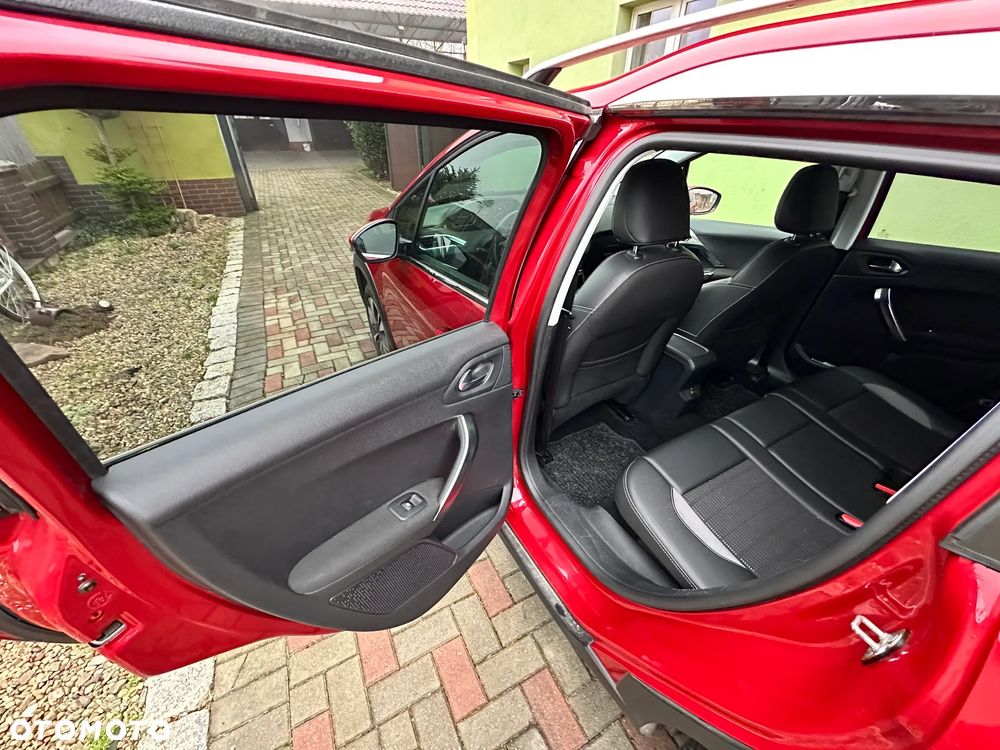 Peugeot 2008 1.2 Pure Tech GPF Allure S&S EAT6 - 12