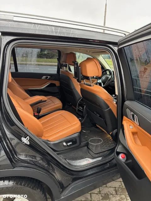 BMW X7 xDrive40i - 10