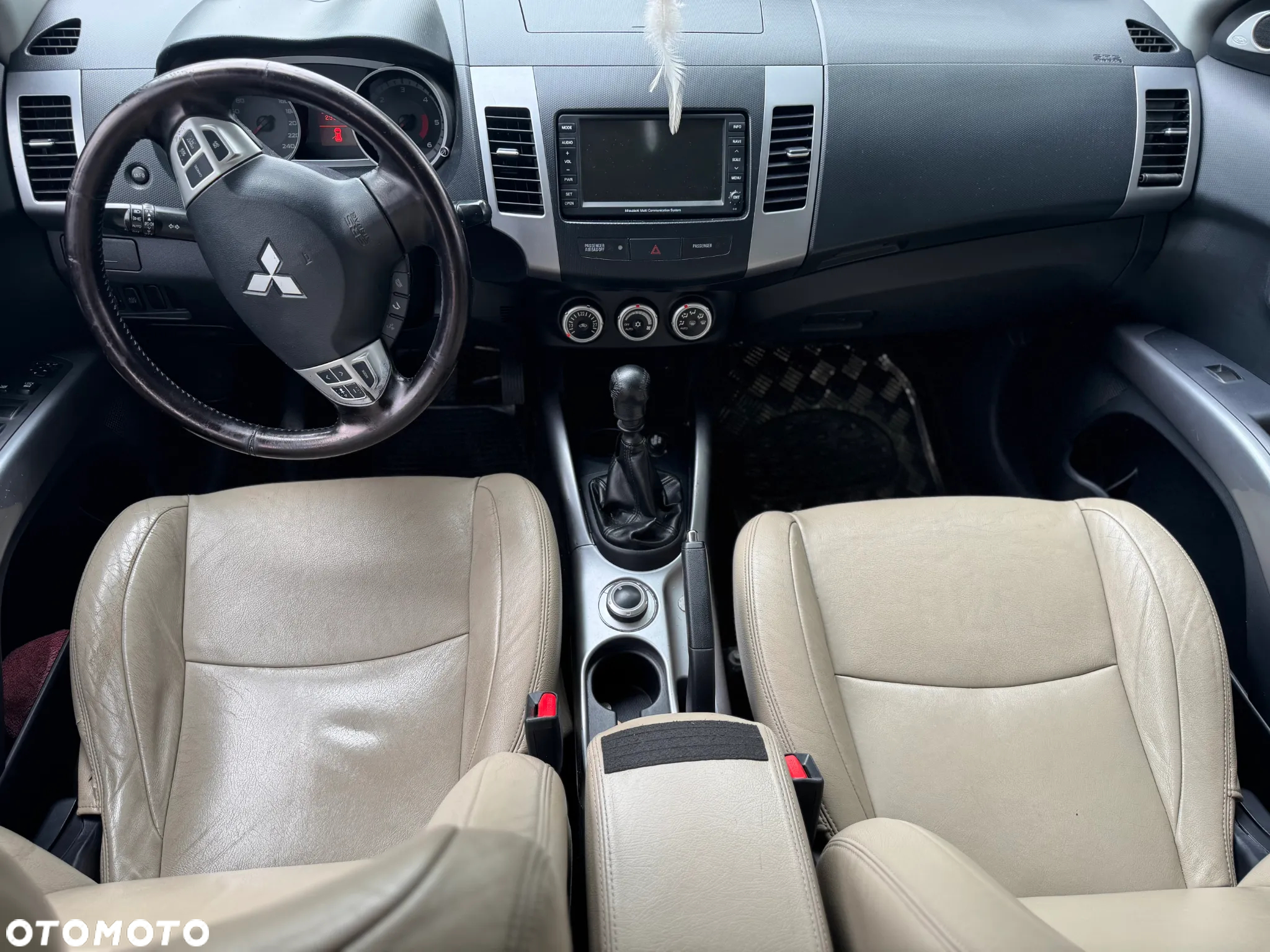 Mitsubishi Outlander 2.0 DID Intense - 15