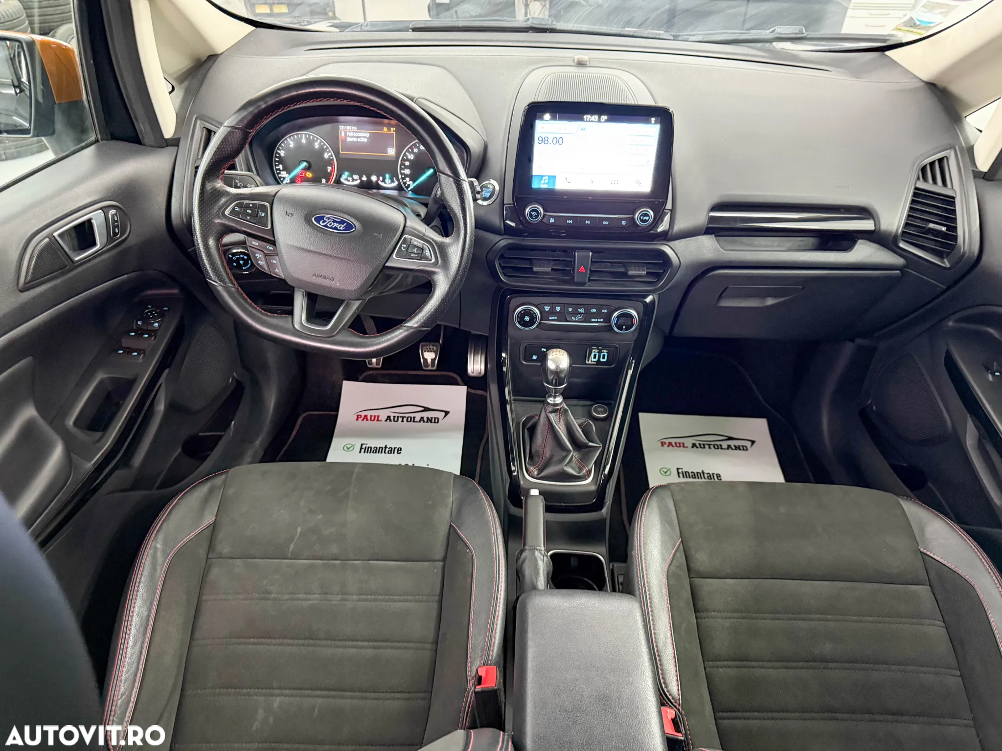 Ford EcoSport 1.0 EcoBoost ST-LINE - 33