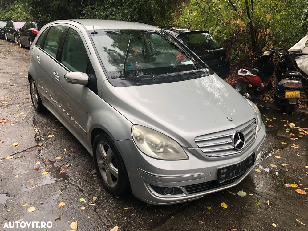 Dezmembrez Mercedes Benz B180 B200 CDI automat gri argintiu 2006 - 2