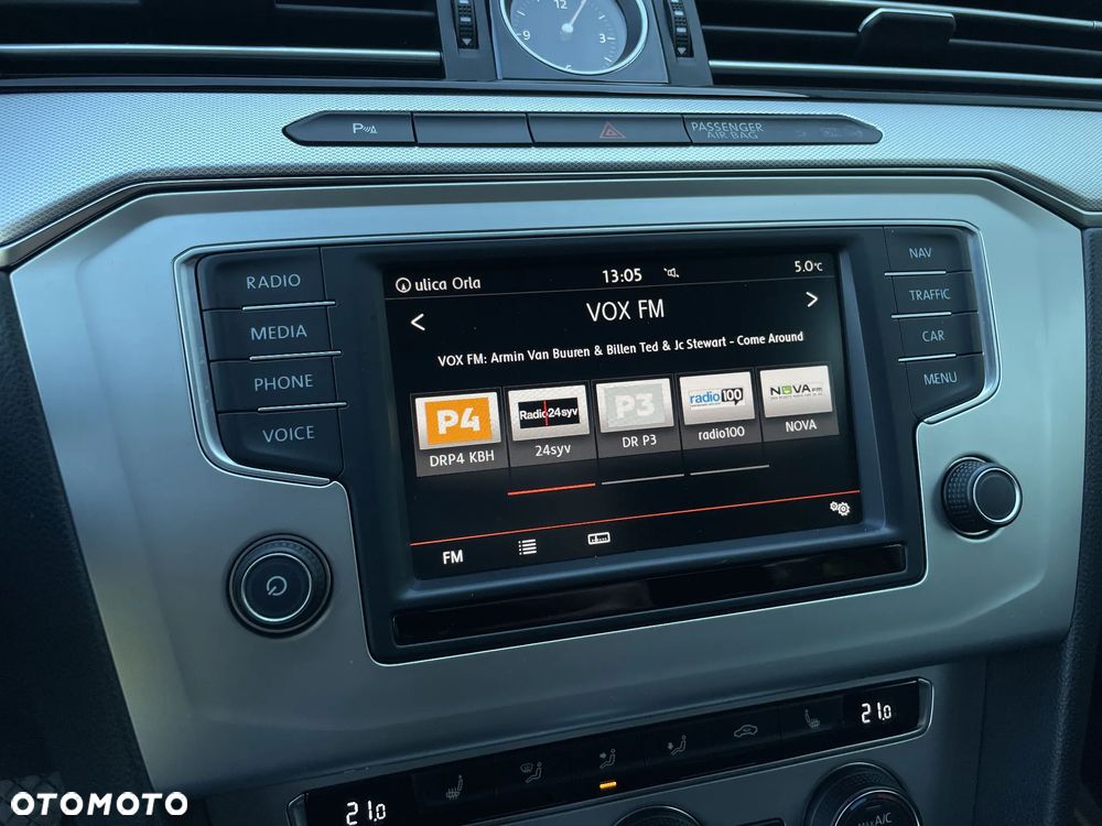 Volkswagen Passat 1.8 TSI (BlueMotion Technology) DSG Comfortline - 26