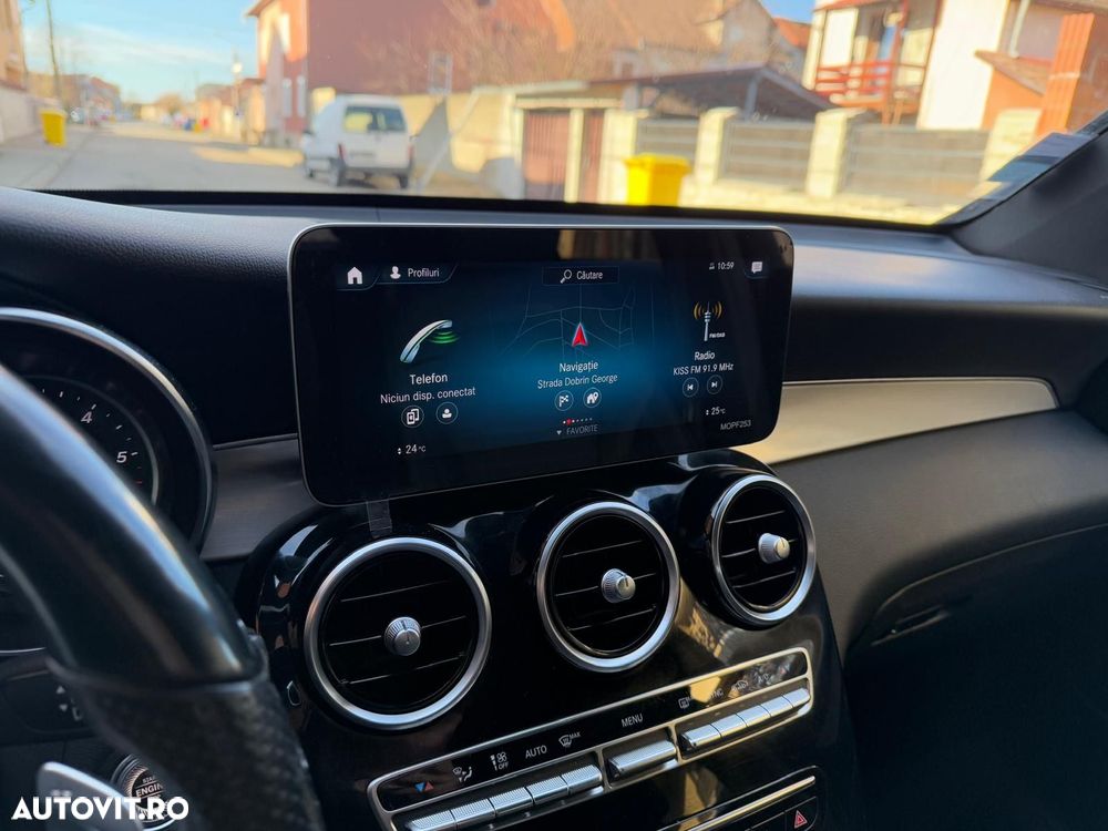 Mercedes-Benz GLC Coupe 300 d 4Matic 9G-TRONIC AMG Line - 31