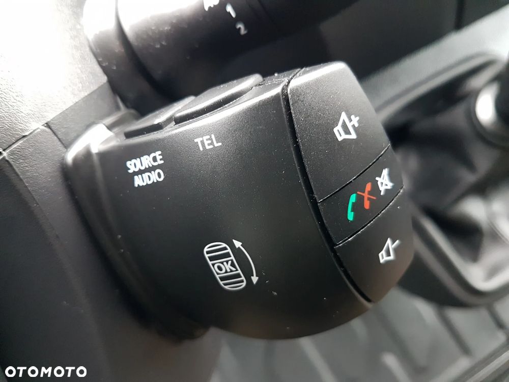 Renault MASTER 8EP CHŁODNIA MROŹNIA 4,21x2,11x2,01 IZOTERMA AGREGAT THERMO KING V-500 MAX GRZANIE ZASILANIE Z SILNIKA + ELEKTRYCZNE KRAJOWY - 34