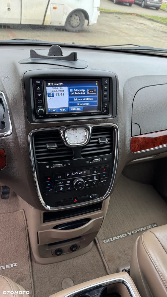 Chrysler Grand Voyager 2.8 CRD Limited - 23