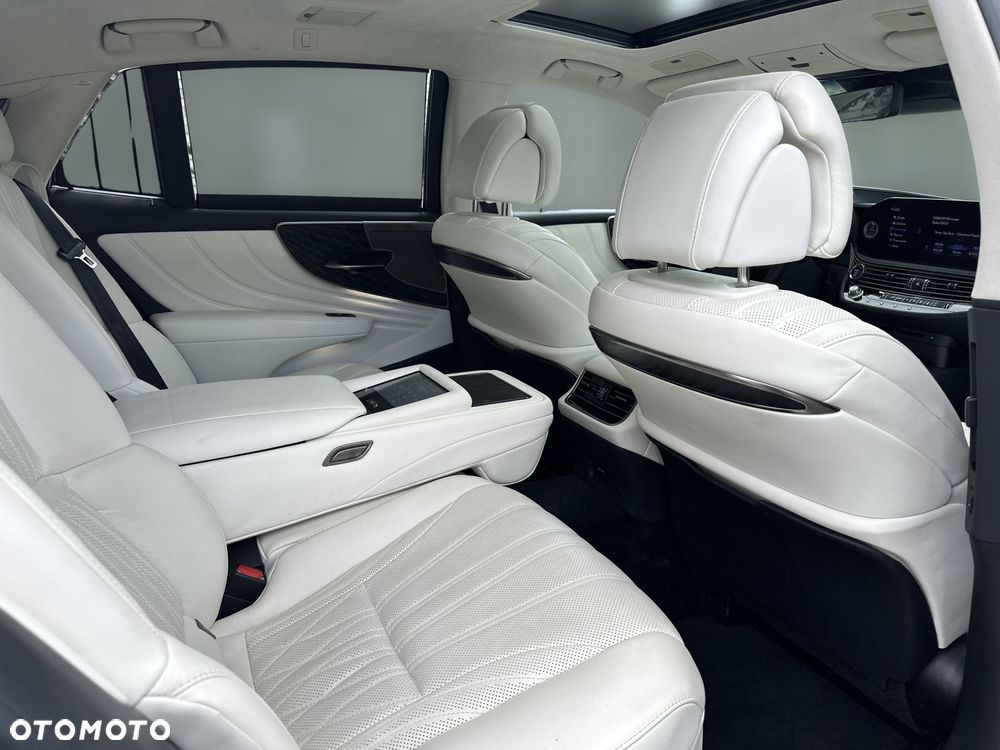 Lexus LS - 11